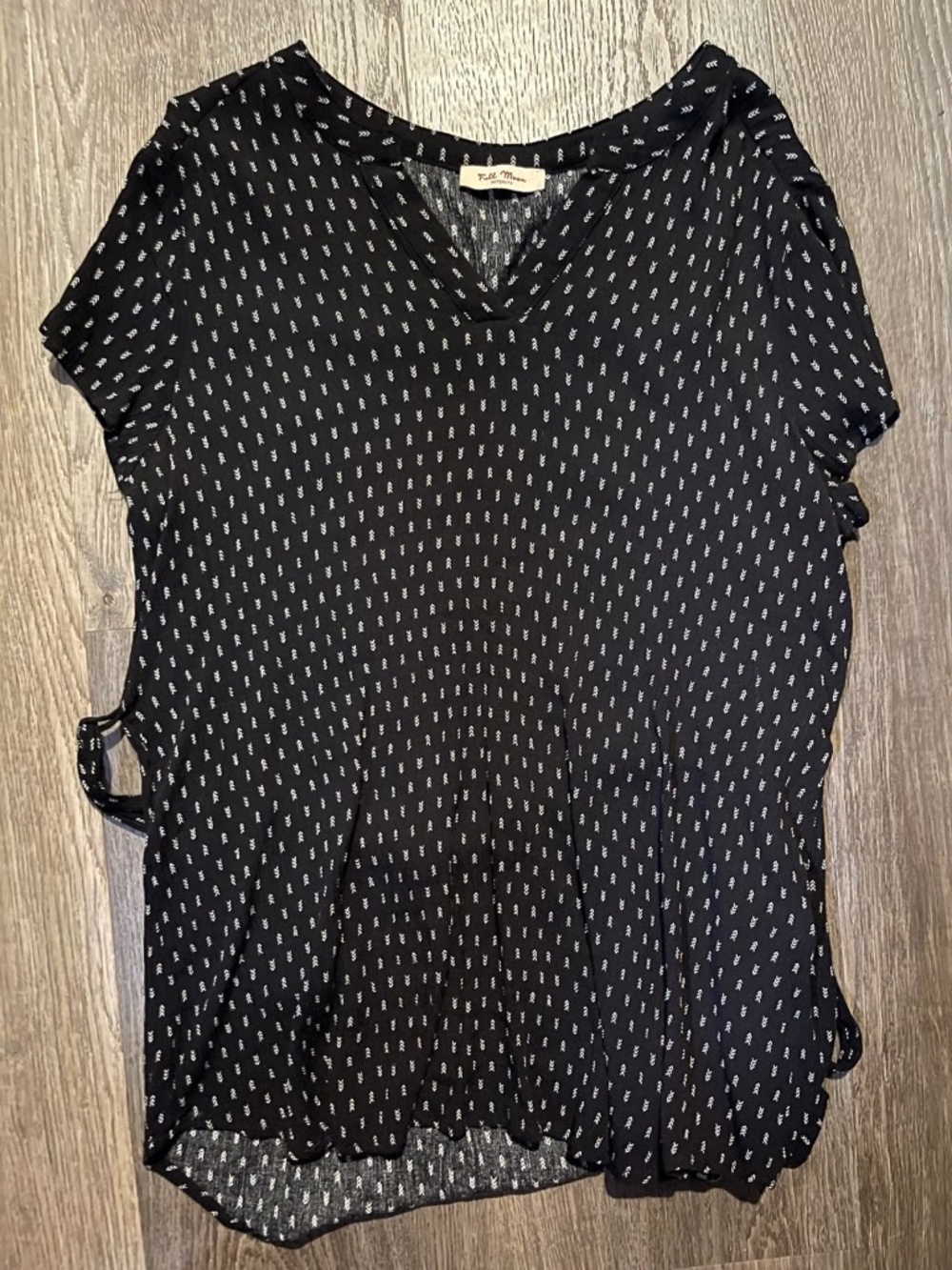 Maternity Clothes Bundle - Picture 11 of 12